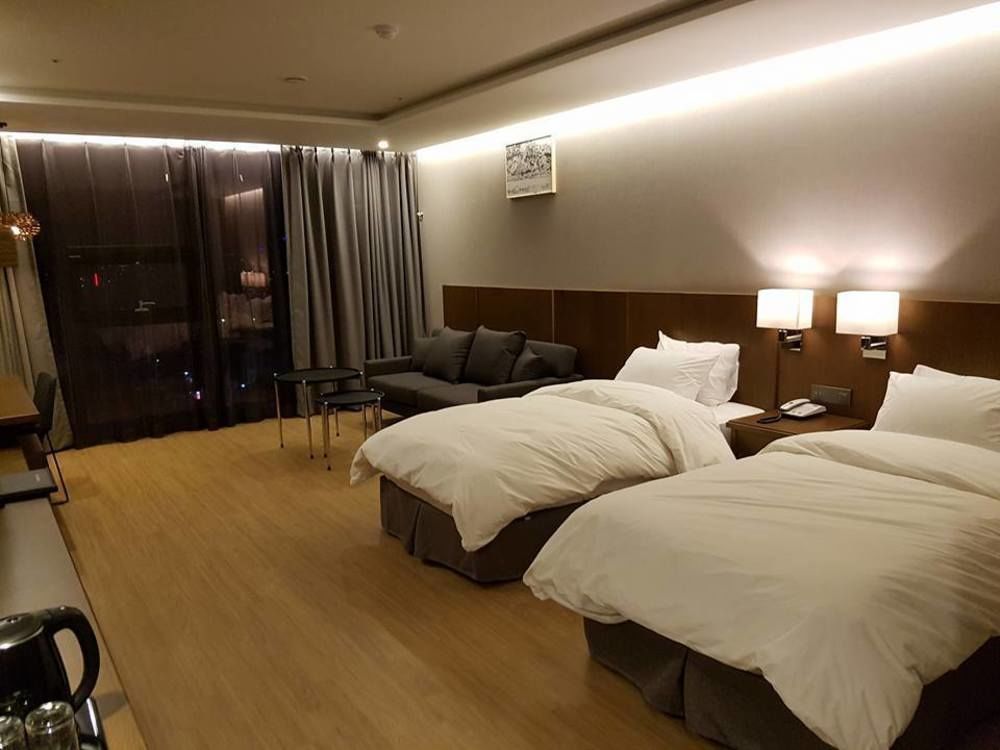 제이스퀘어 호텔&웨딩 진주 외부 사진